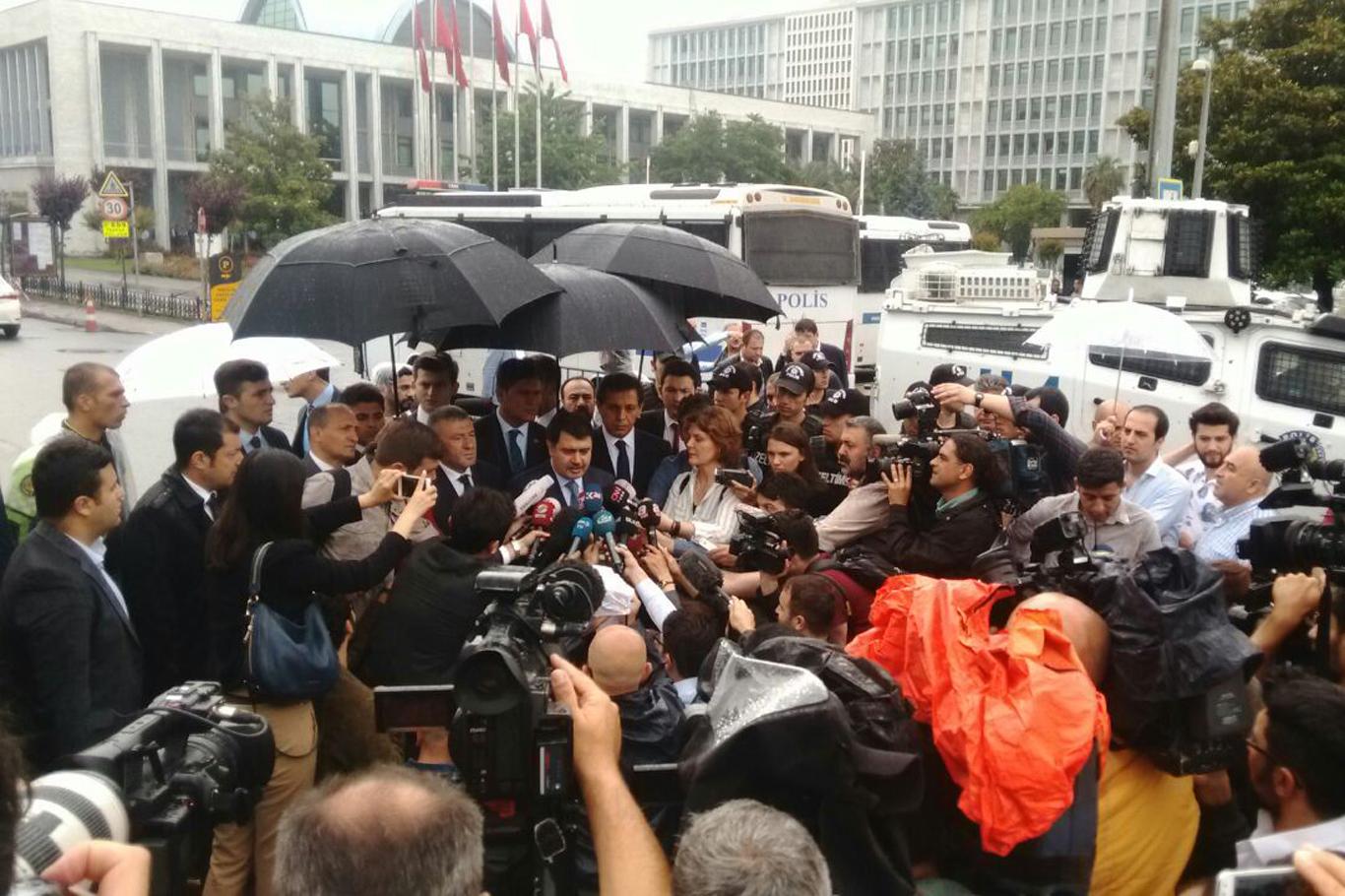 İstanbul’da patlama: 7’si polis 11 kişi hayatını kaybetti İstanbul’da patlama: 7’si polis 11 kişi hayatını kaybetti